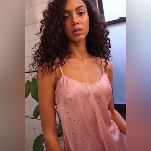 Free People Intimately Easy To Love Satin Slip Midi/Maxi Pink Hearts Dress Sz XS - Picture 4 of 12